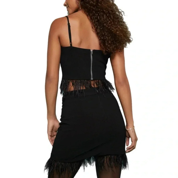 NWT Francesca's Mi Ami Black Feather Hem Mini Skirt City Classic Modern Small - Picture 2 of 10